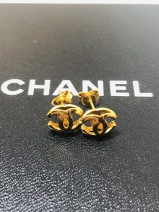 シャネル　ピアス